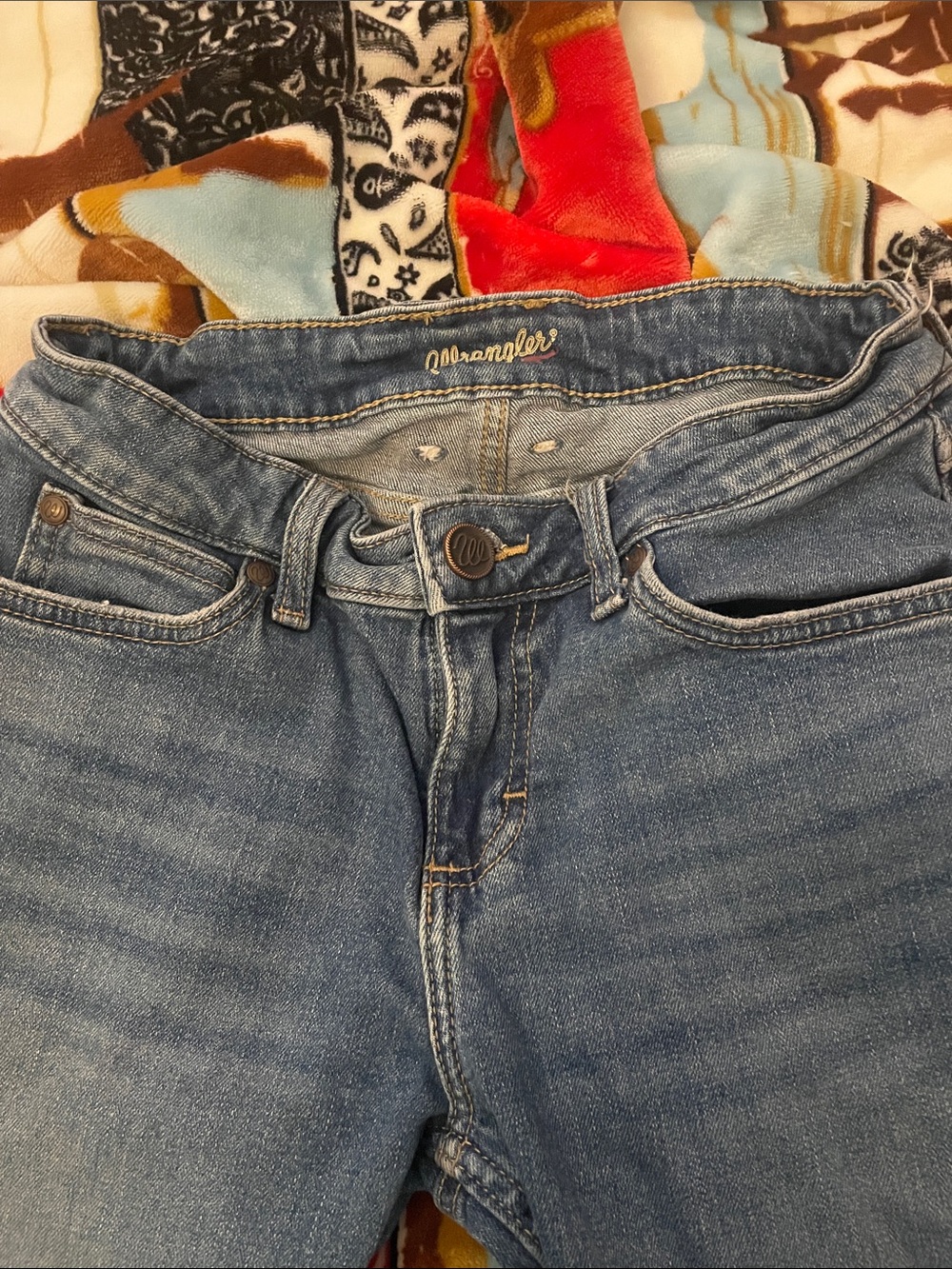 Women's Wrangler Wide-Leg Jeans - Picture 6 of 6